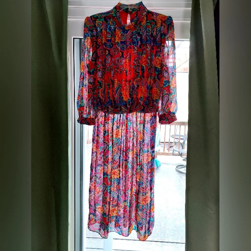 Vintage Colorful Paisley Floral Print Dress - Picture 3 of 12